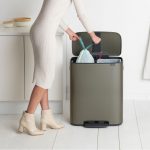 PATTUMIERA A PEDALE BO 2 x 30 litri - Platinum Brabantia - immagine 3