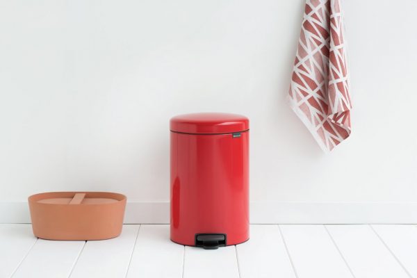 PATTUMIERA A PEDALE NEWICON 20 LT Passion Red Brabantia - immagine 2