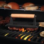 Pressa da carne in  ghisa cm 11 x 21  Napoleon - immagine 2